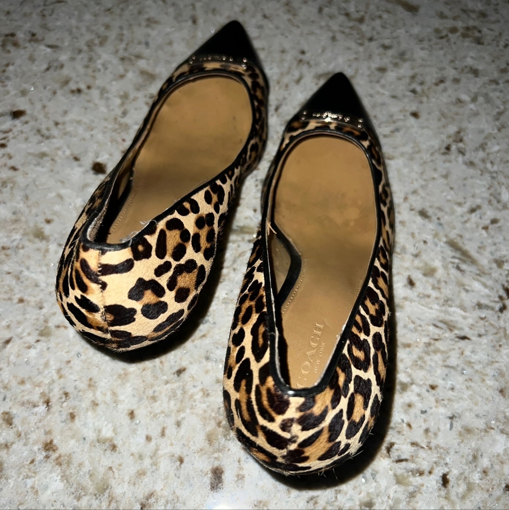 Women's Coach Zan Pointed Toe Animal Leopard Print Haircalf, Size 9.5 - Picture 5 of 8